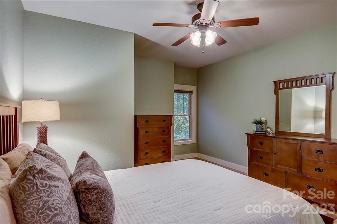 Crest Mountain - Residential