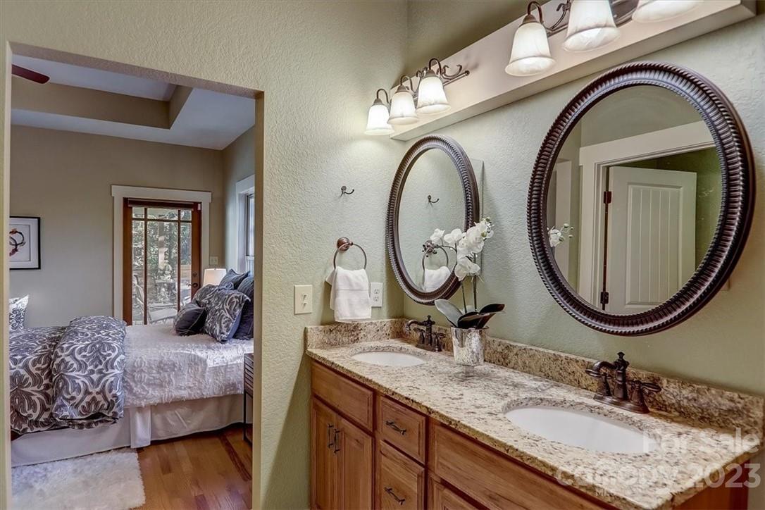 Crest Mountain - Residential