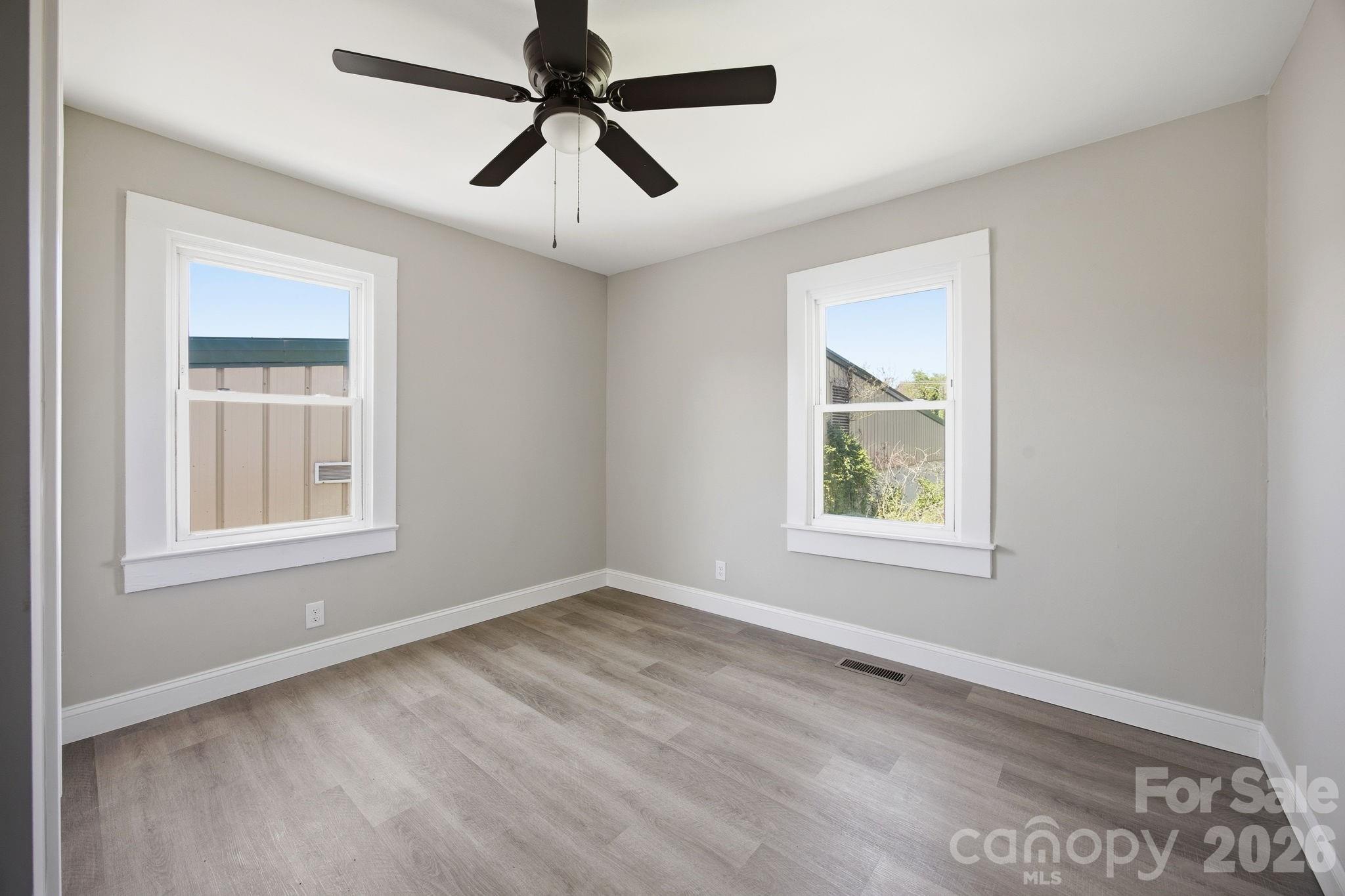 Lincoln Park - Residential