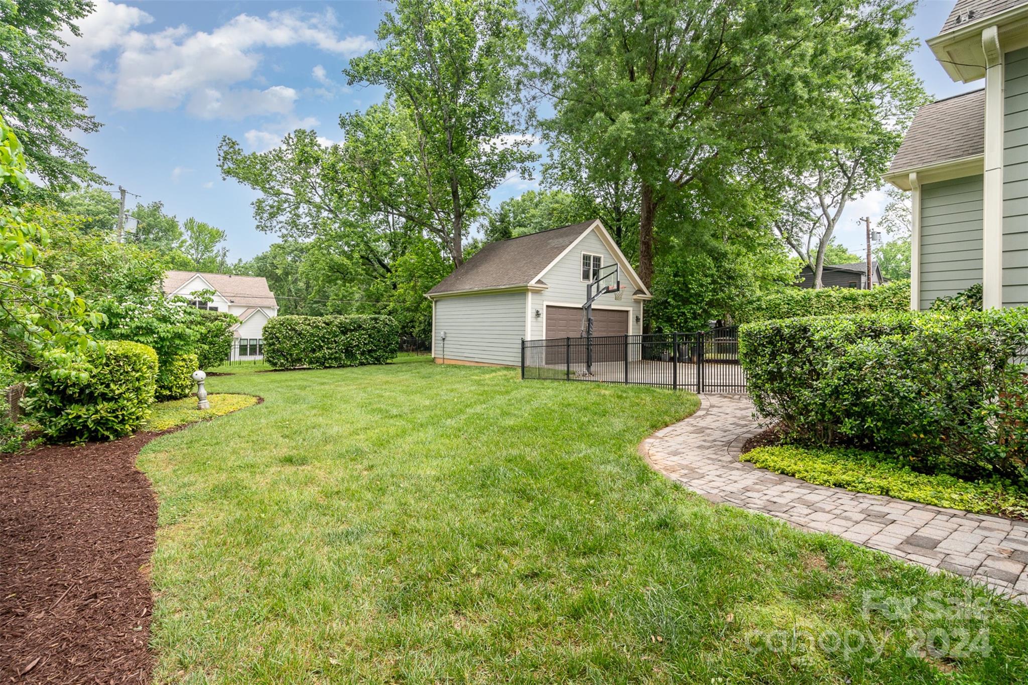 Barclay Downs - Residential