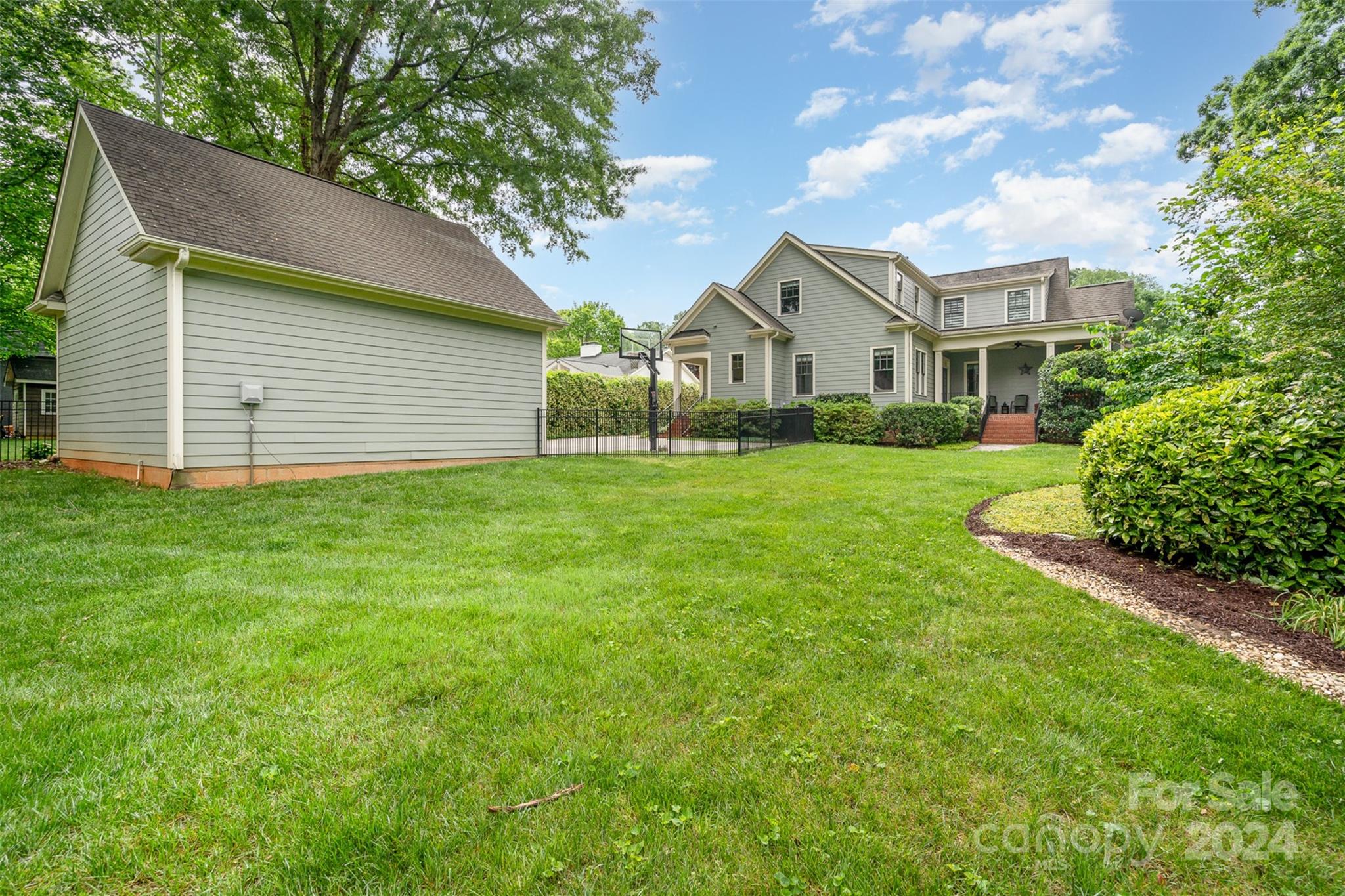 Barclay Downs - Residential