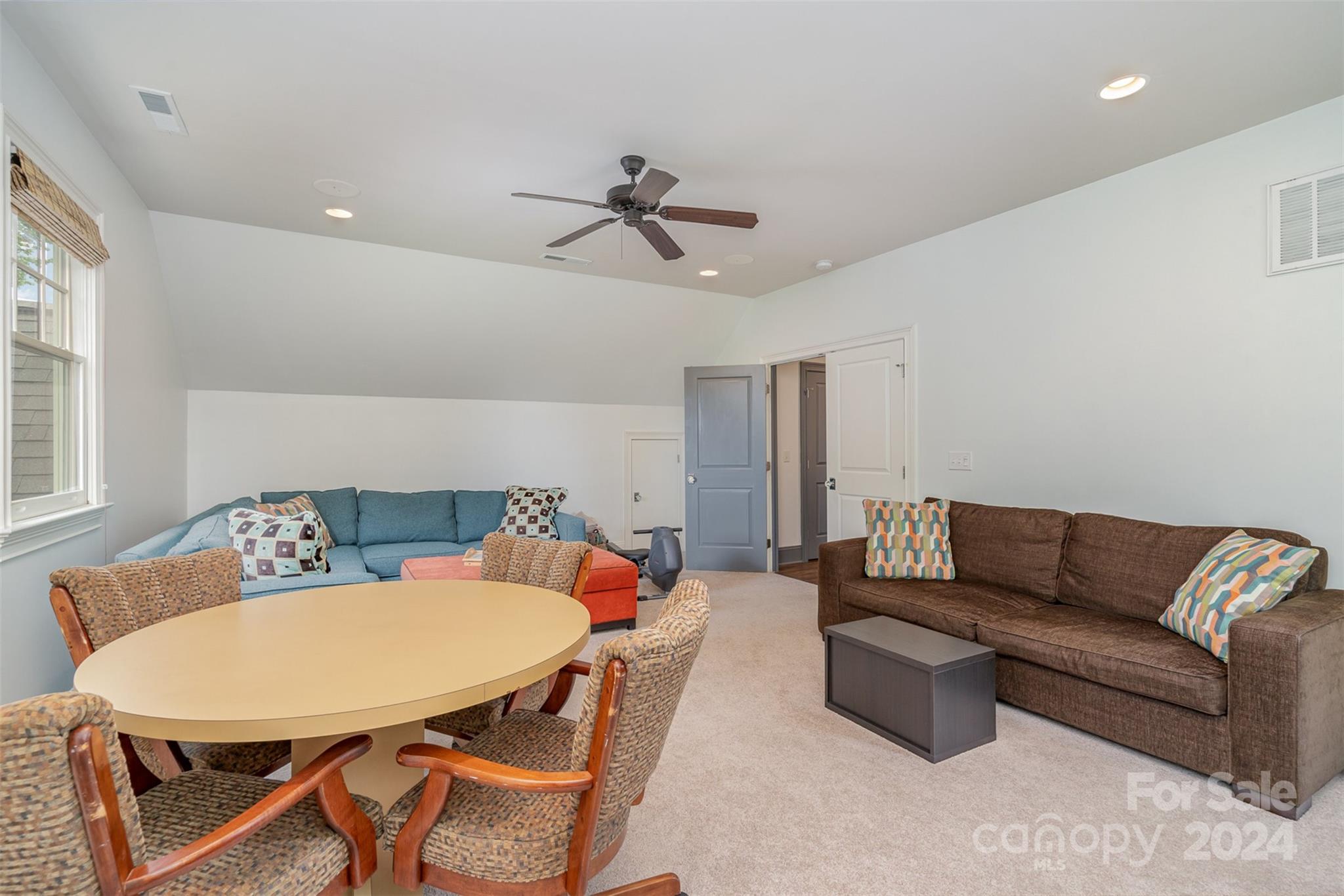 Barclay Downs - Residential