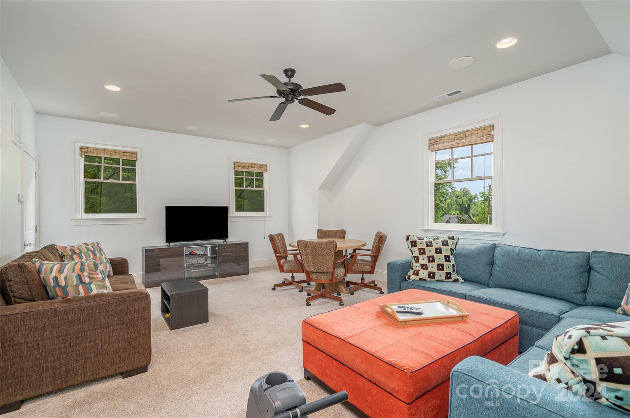 Barclay Downs - Residential