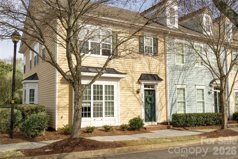 Photo of 903 White Point Drive, Huntersville, NC 28078 (MLS # 4358485)