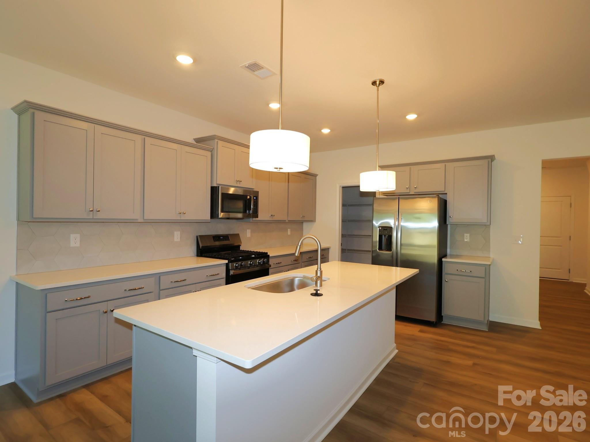 Boulder Ridge - Residential