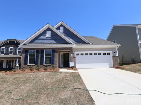 Photo of 1727 Boulder Ridge Drive, Gastonia, NC 28052 (MLS # 4347089)