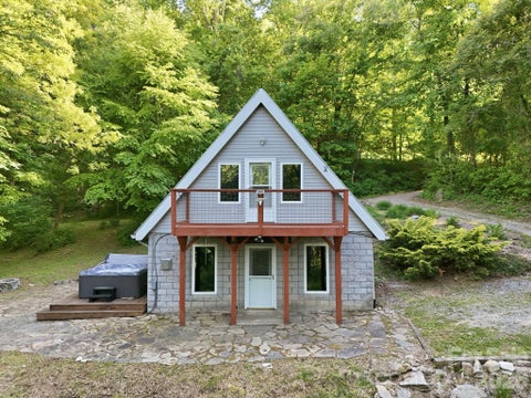 Photo of 98 Sparkling Springs Road, Fairview, NC 28730 (MLS # 4376359)