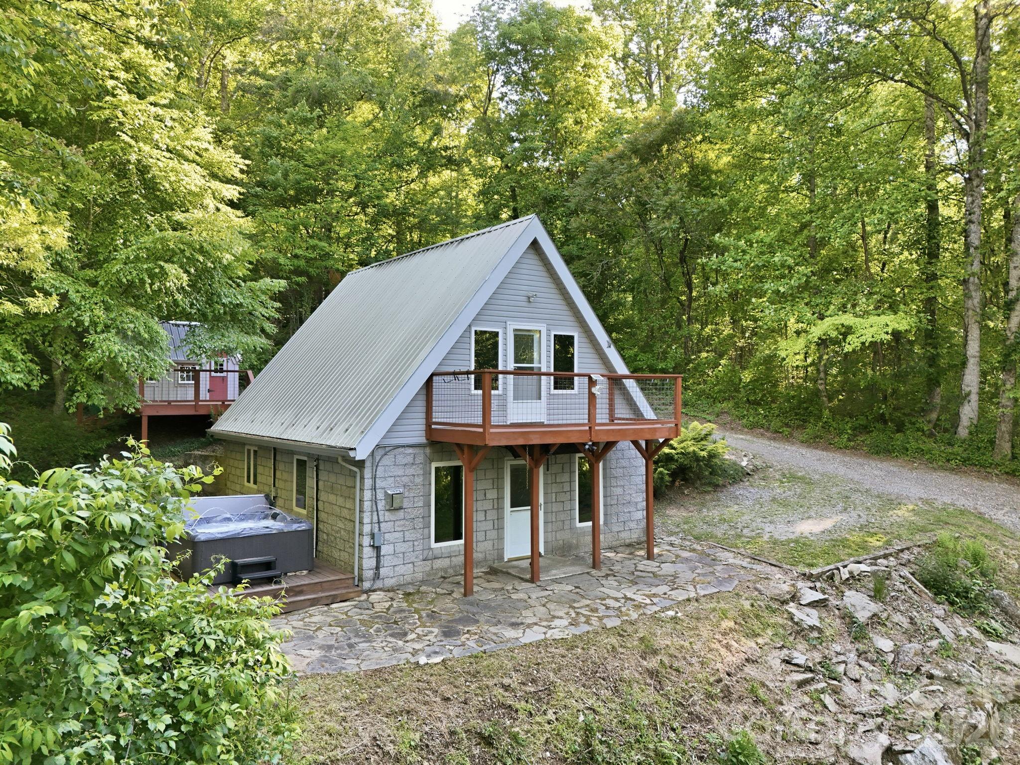 98 Sparkling Springs Road