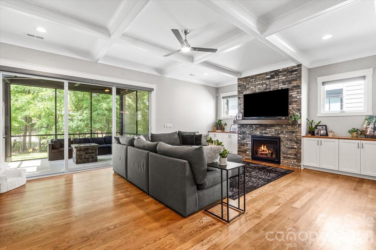 Shelburne Village - Residential