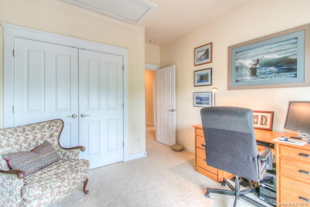 Lake Shore - Residential