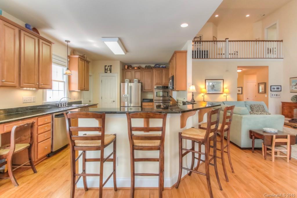 Lake Shore - Residential