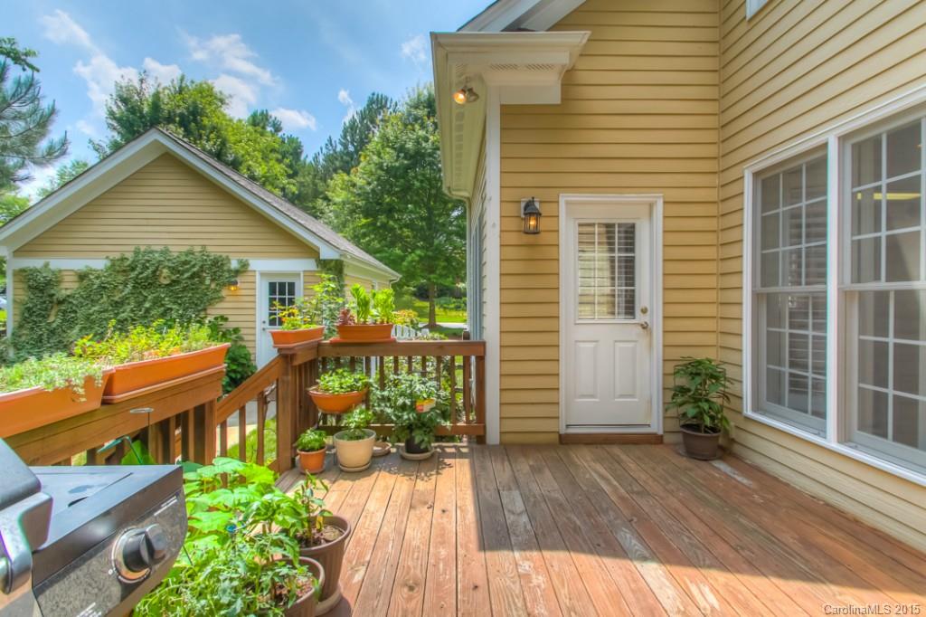 Lake Shore - Residential