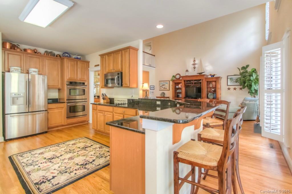 Lake Shore - Residential