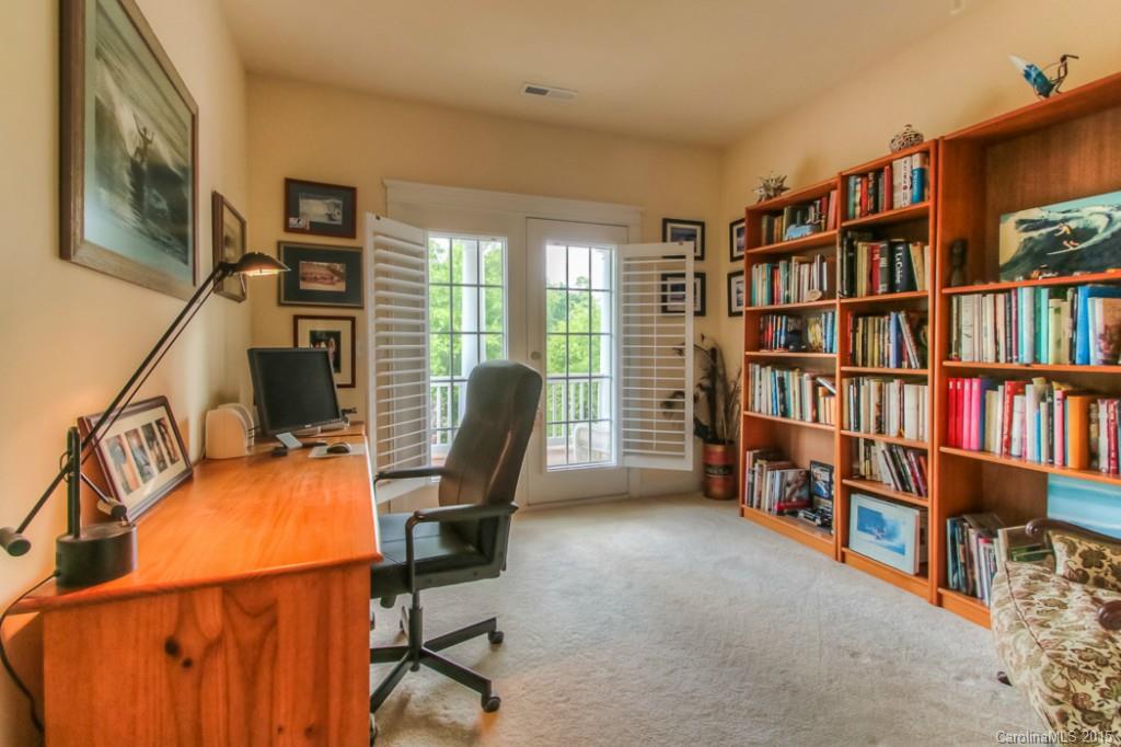 Lake Shore - Residential