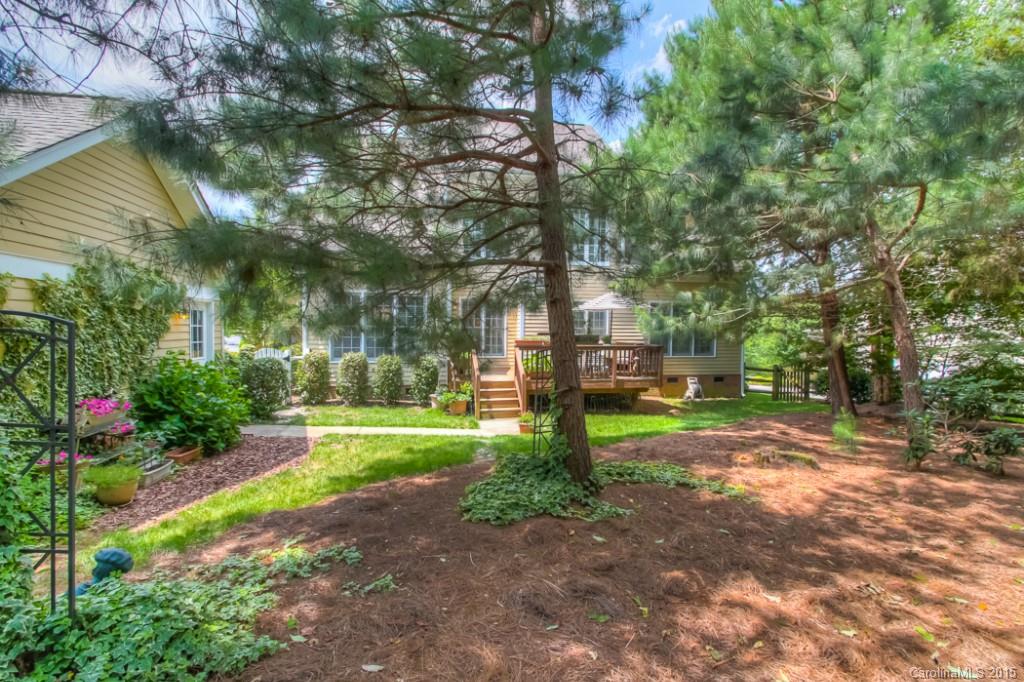 Lake Shore - Residential