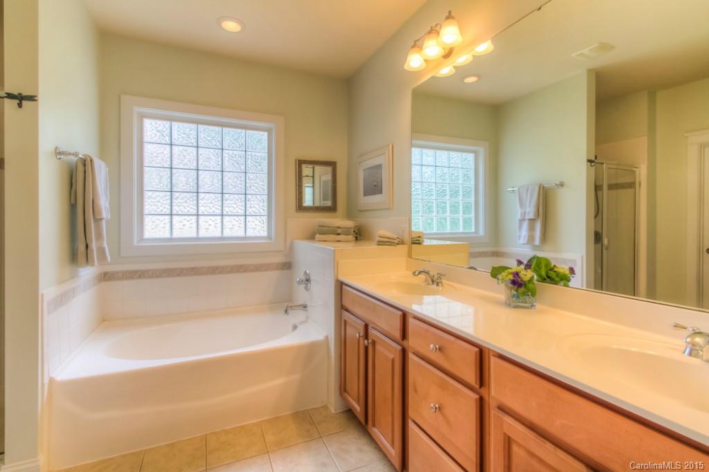 Lake Shore - Residential