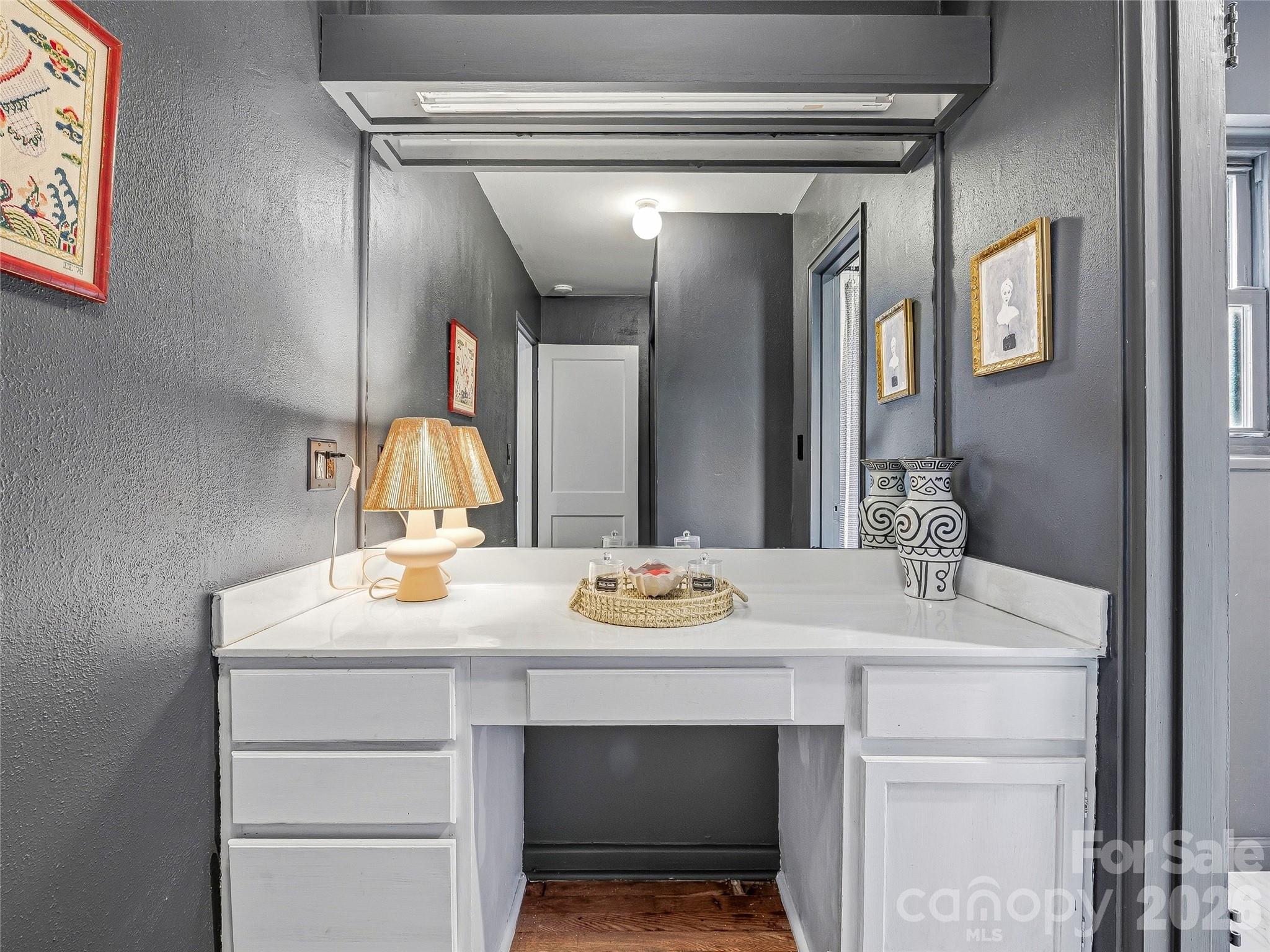 Beverly Condominiums - Residential