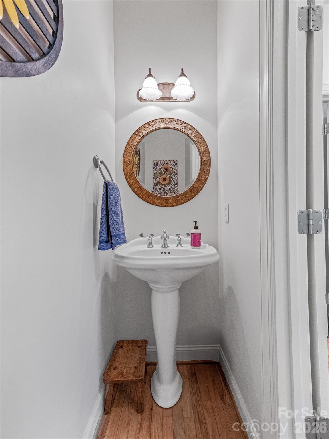 Mills Pointe - Residential