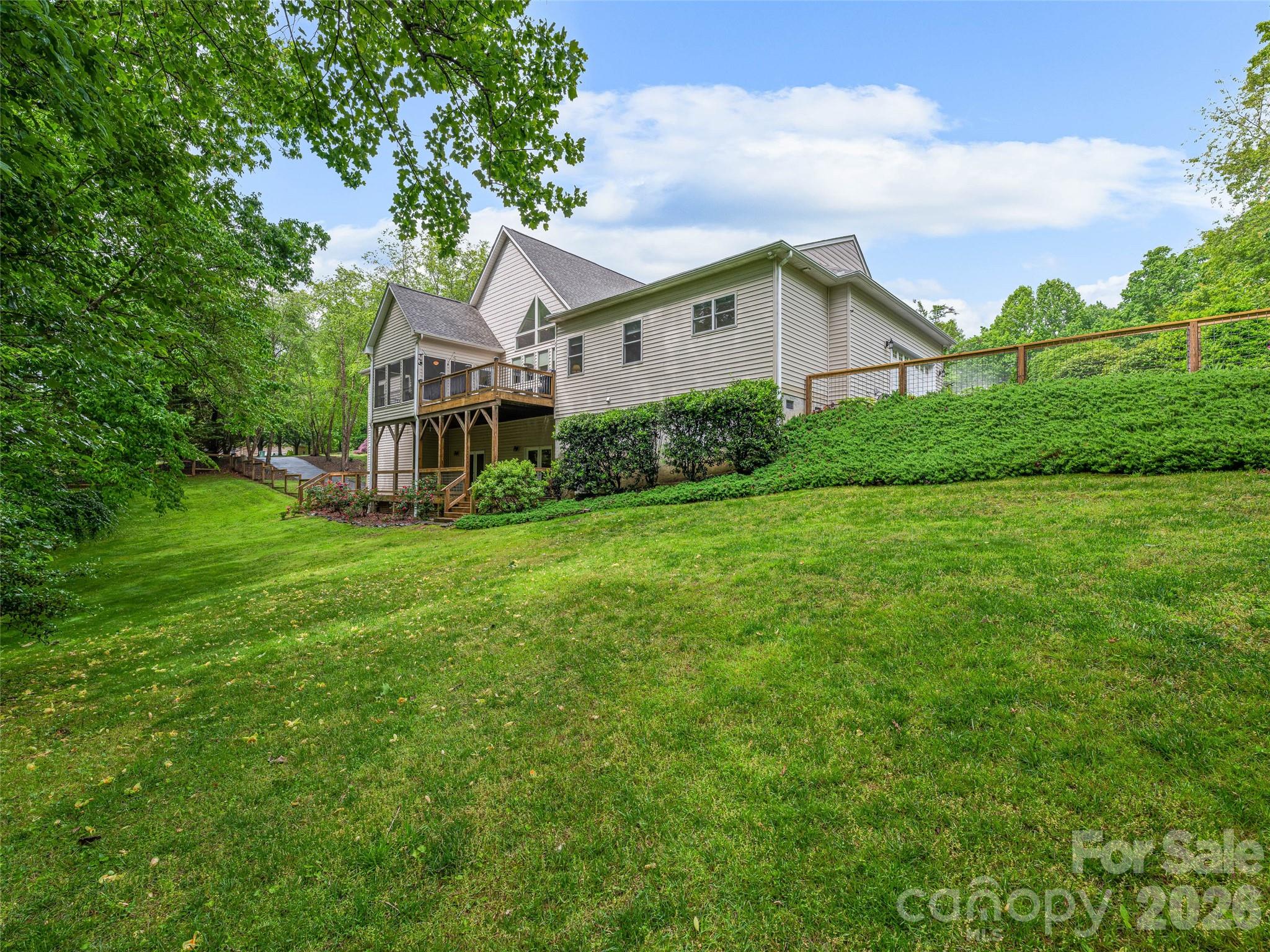 Mills Pointe - Residential