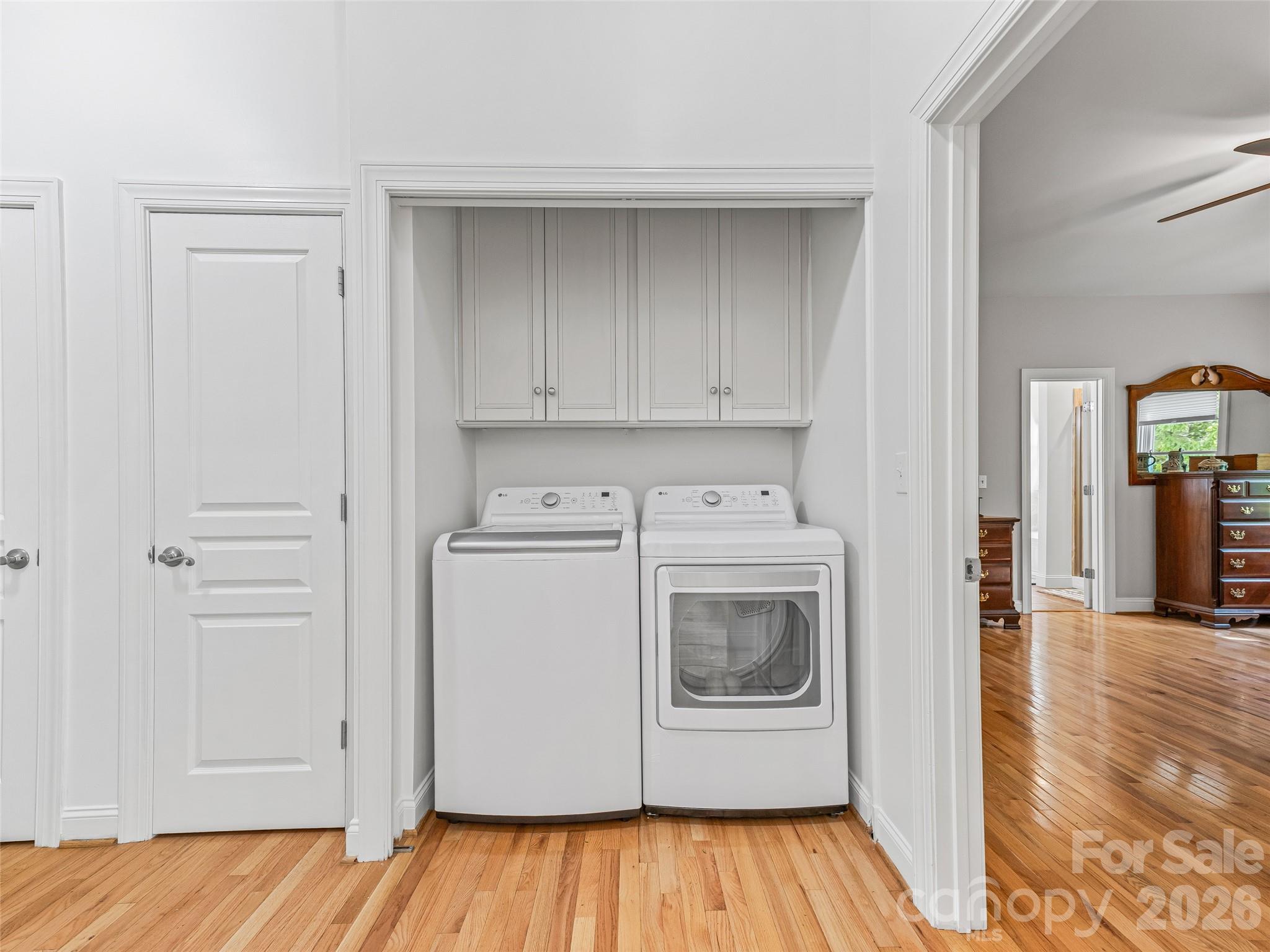 Mills Pointe - Residential