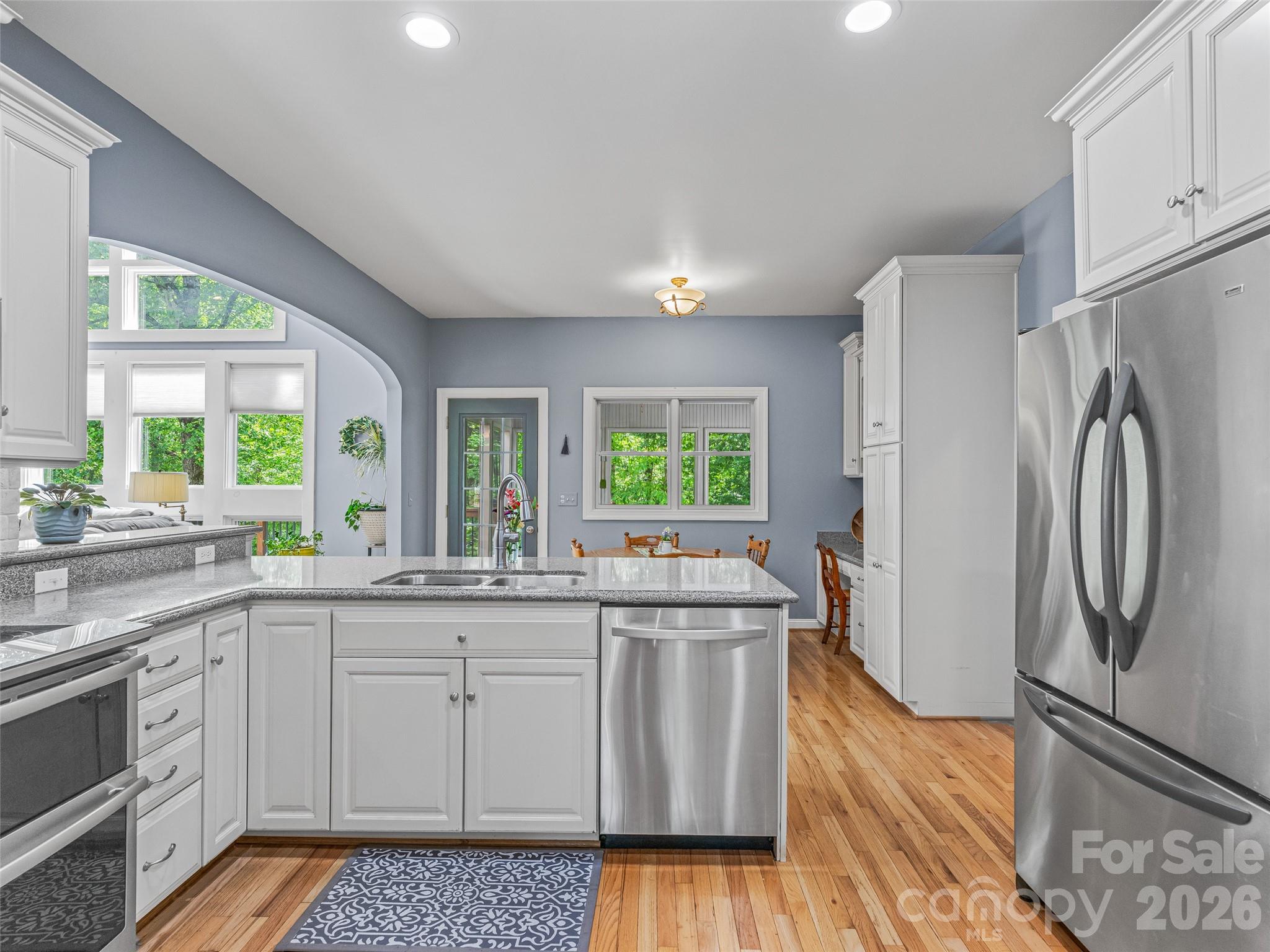 Mills Pointe - Residential