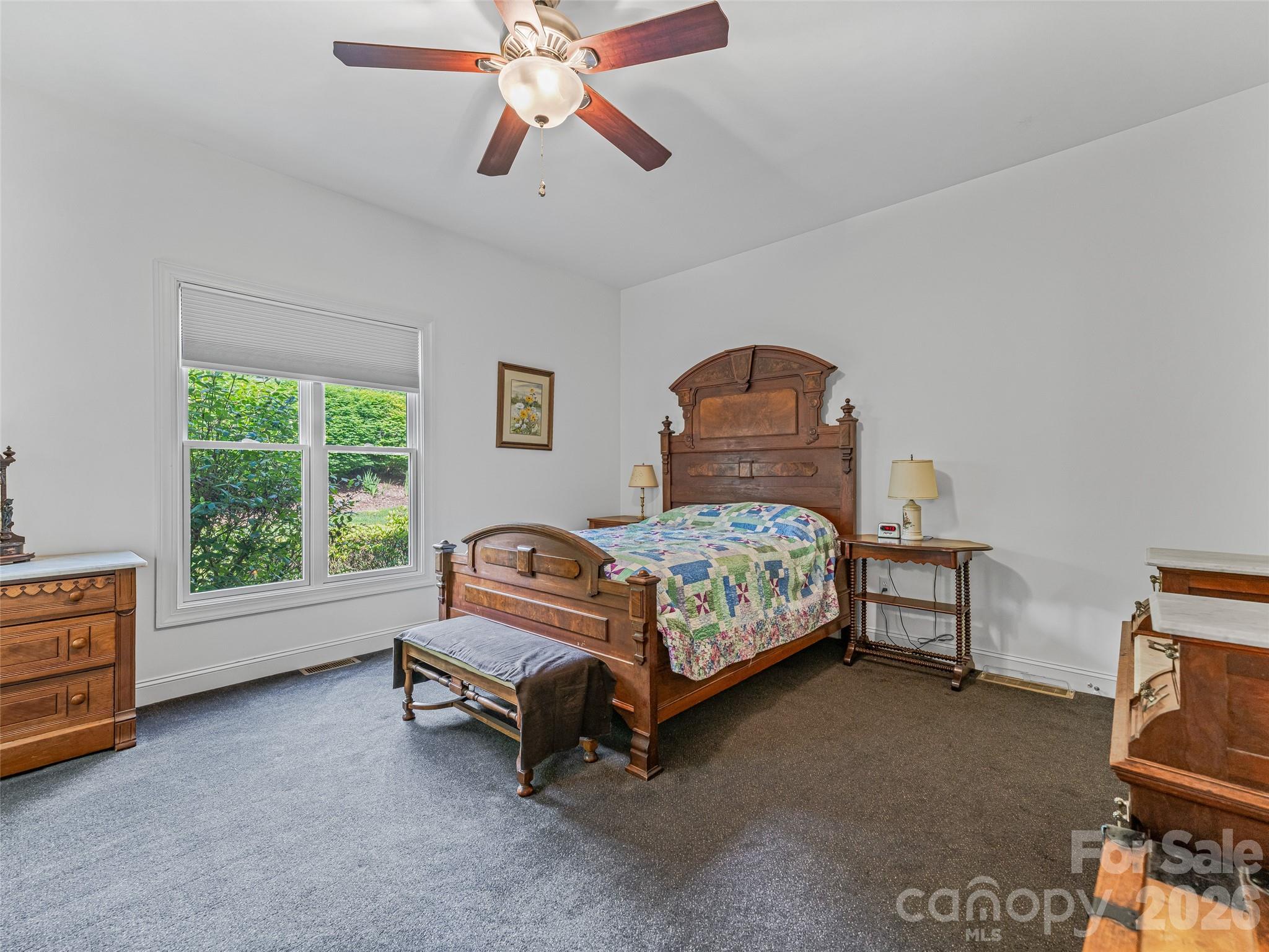 Mills Pointe - Residential