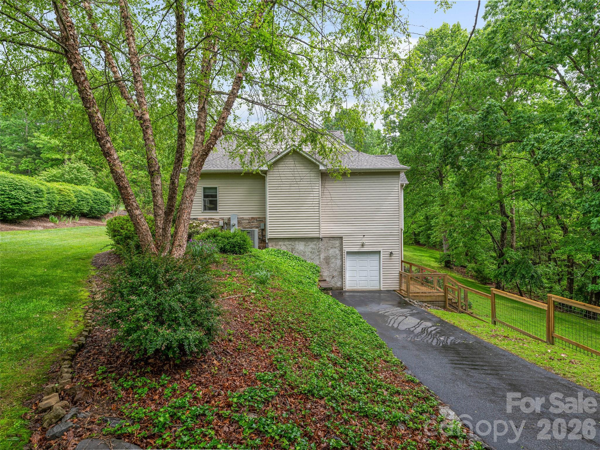 Mills Pointe - Residential