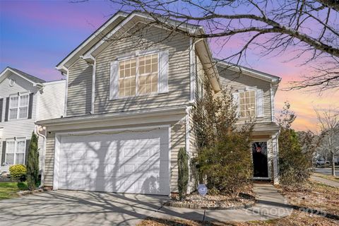 2104 Pawpaw Lane Charlotte NC 28269