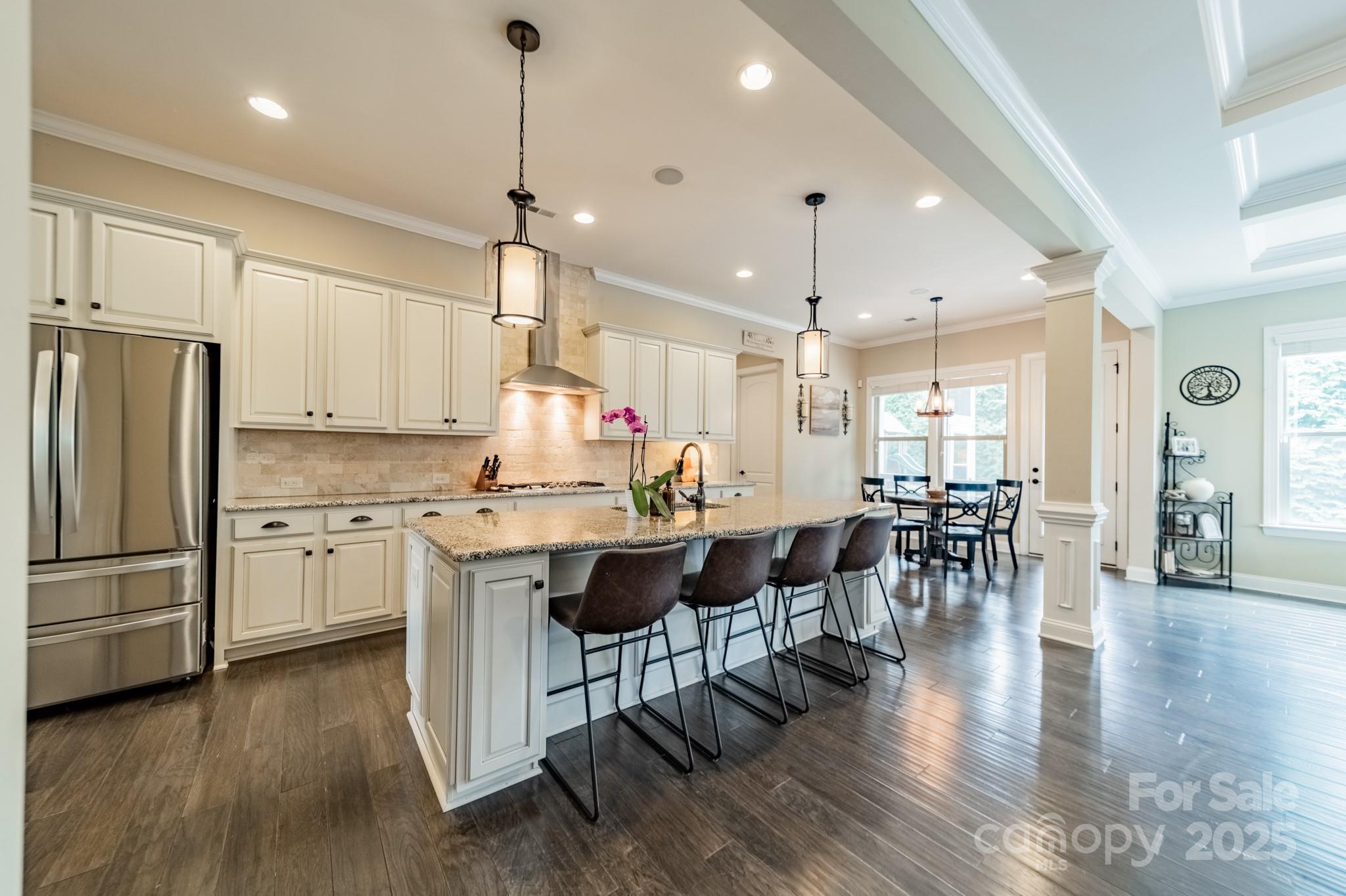 1005 Freeport Drive