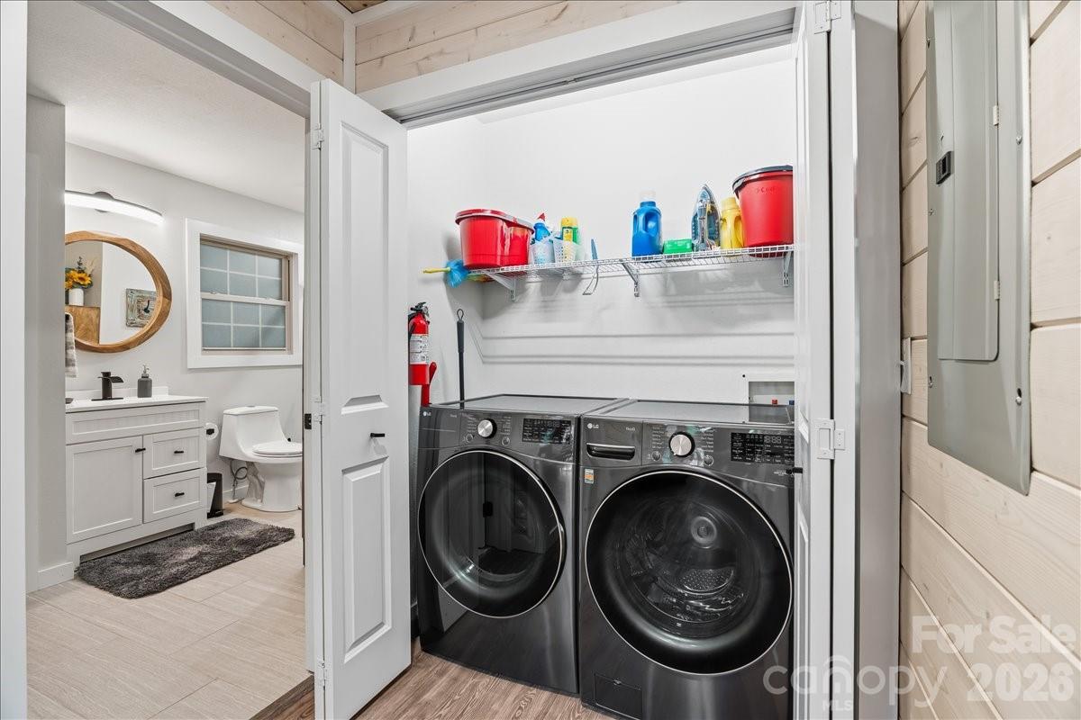 River Wind - Residential