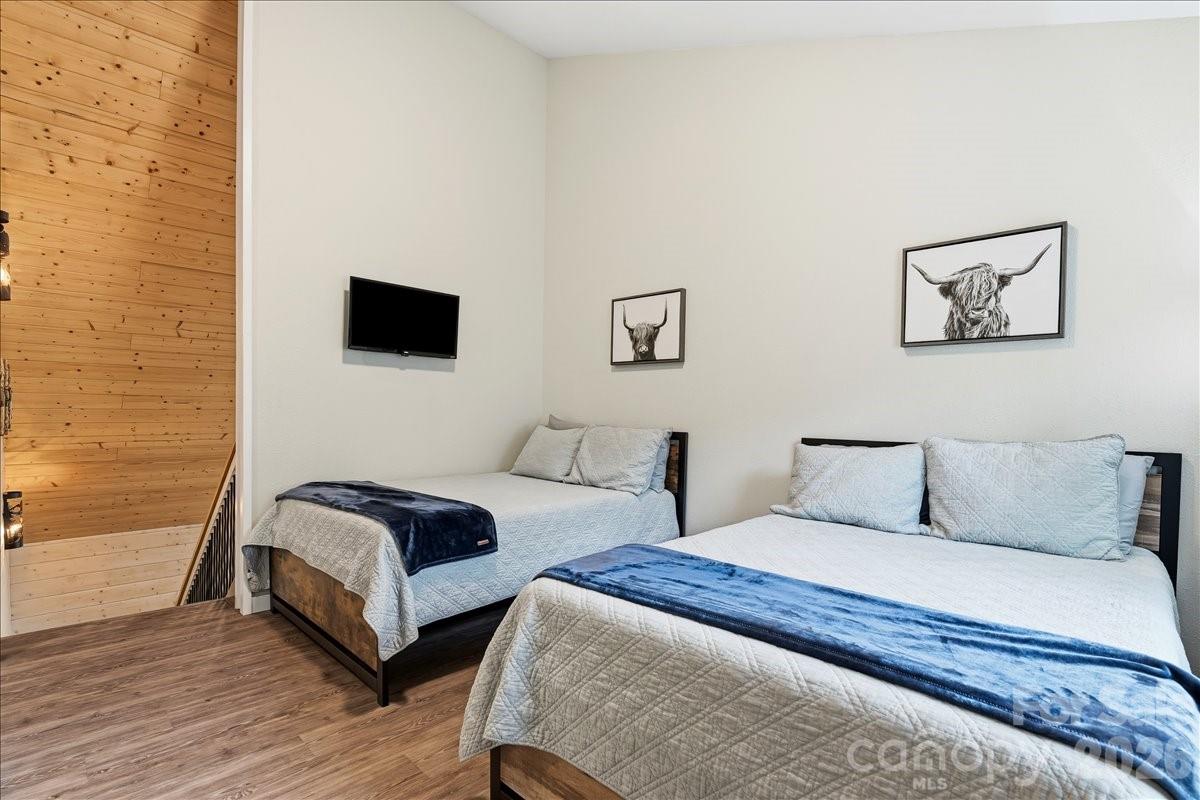 River Wind - Residential