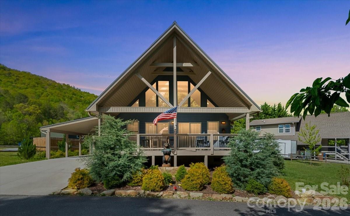 River Wind - Residential