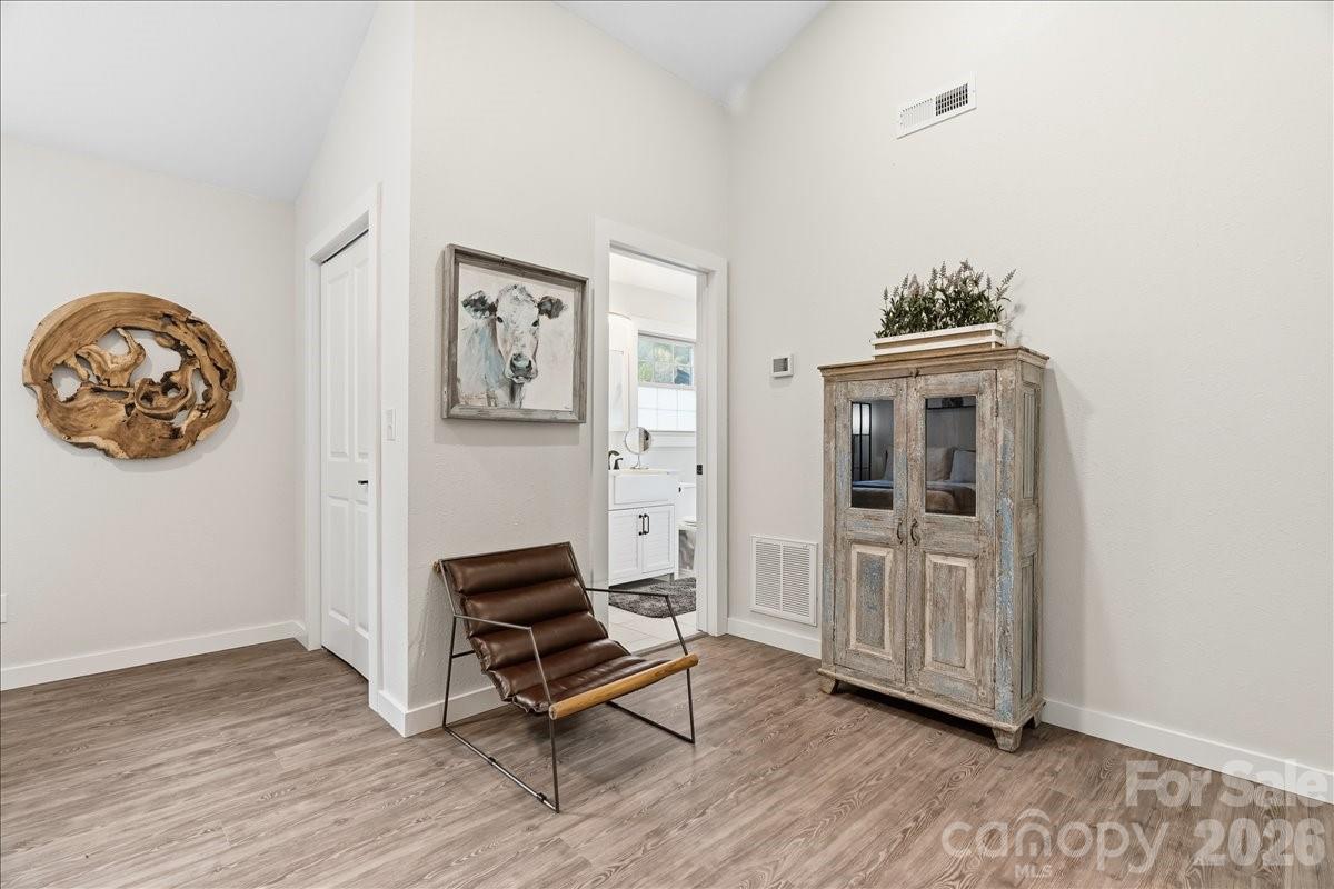 River Wind - Residential