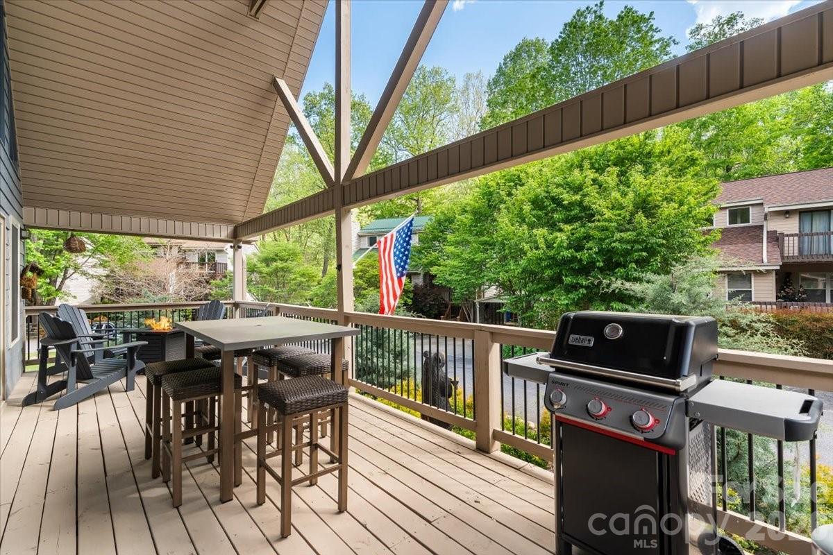 River Wind - Residential