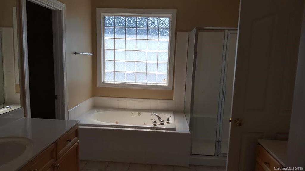 Morrison Cove - Residential Lease