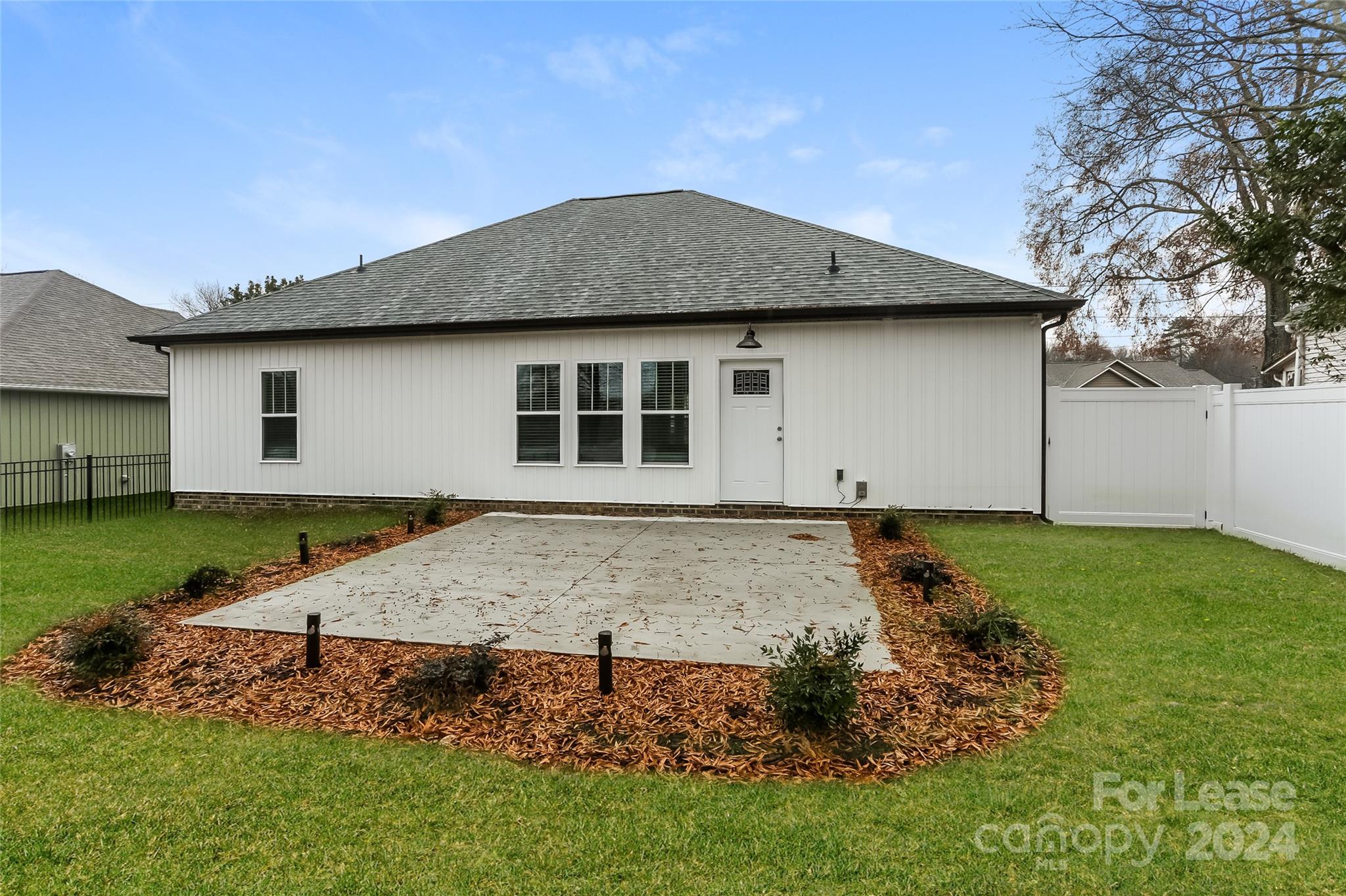 Unknown - Residential Lease