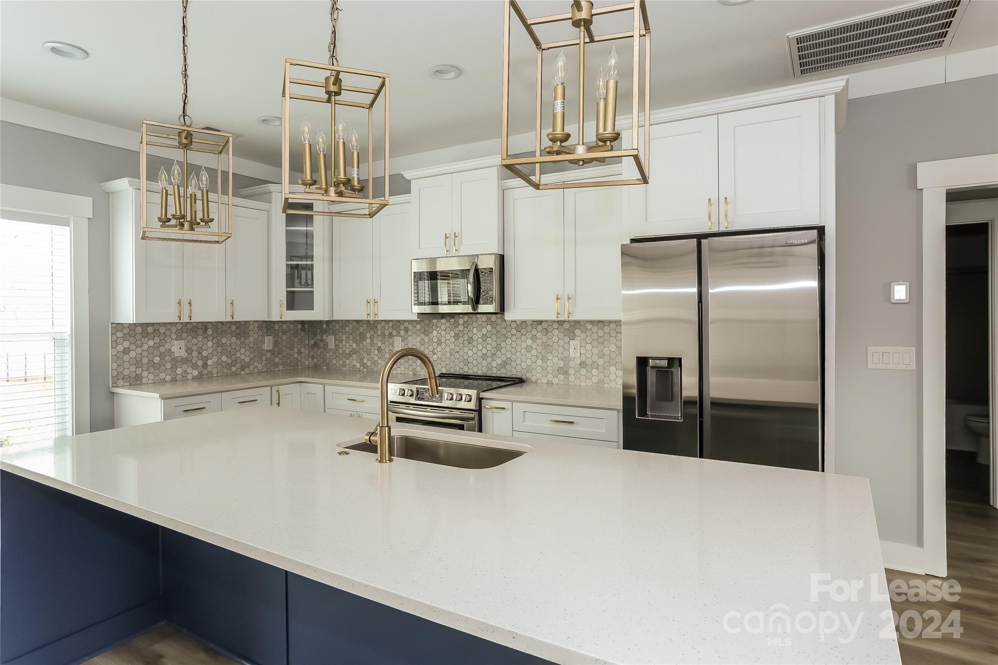 Unknown - Residential Lease