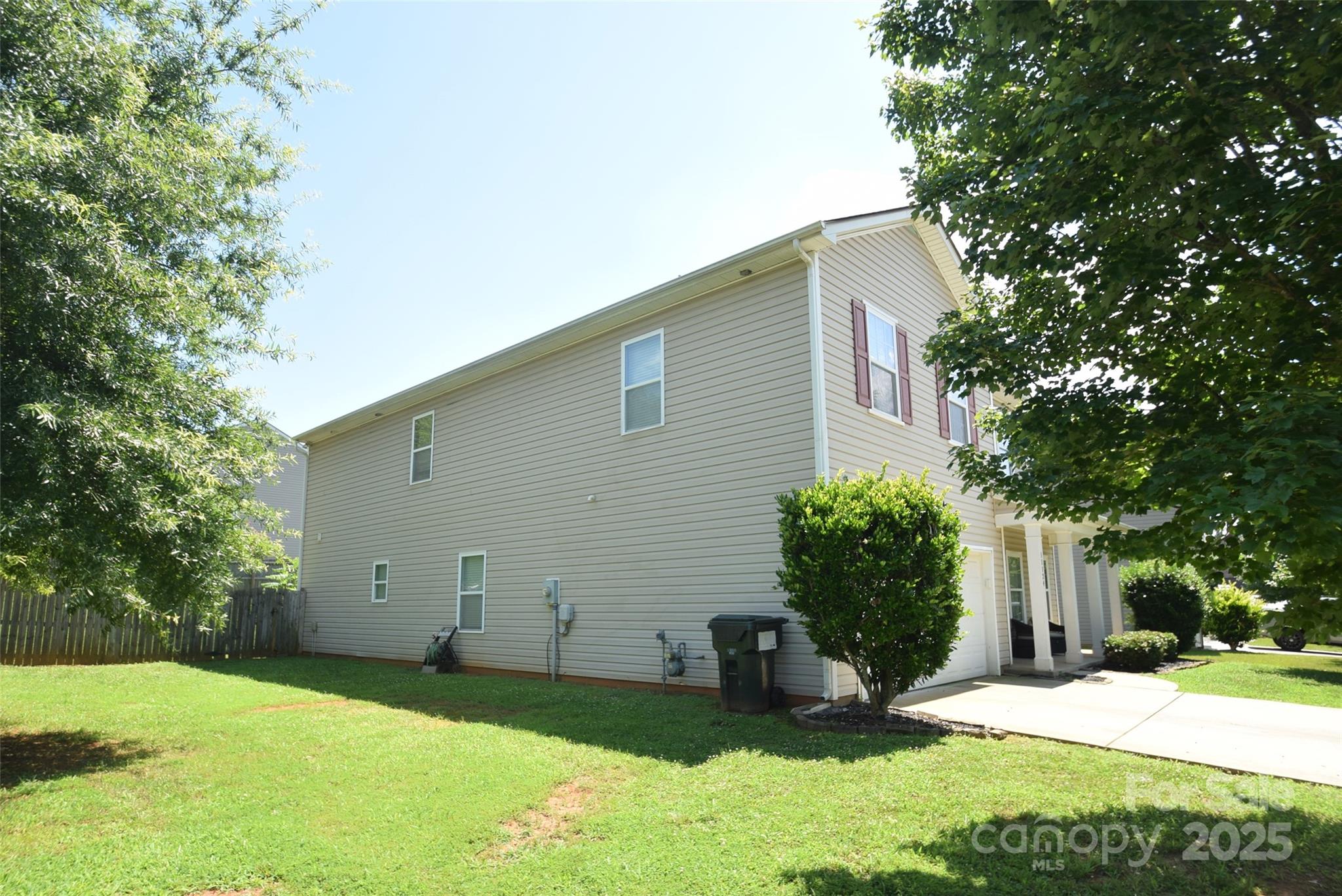 11124 Pond Valley Court