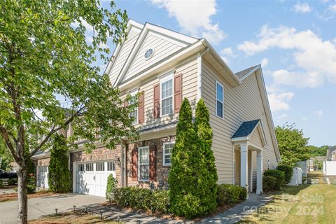 Townhouse in Charlotte NC 10933 Coyote Lane 37.jpg