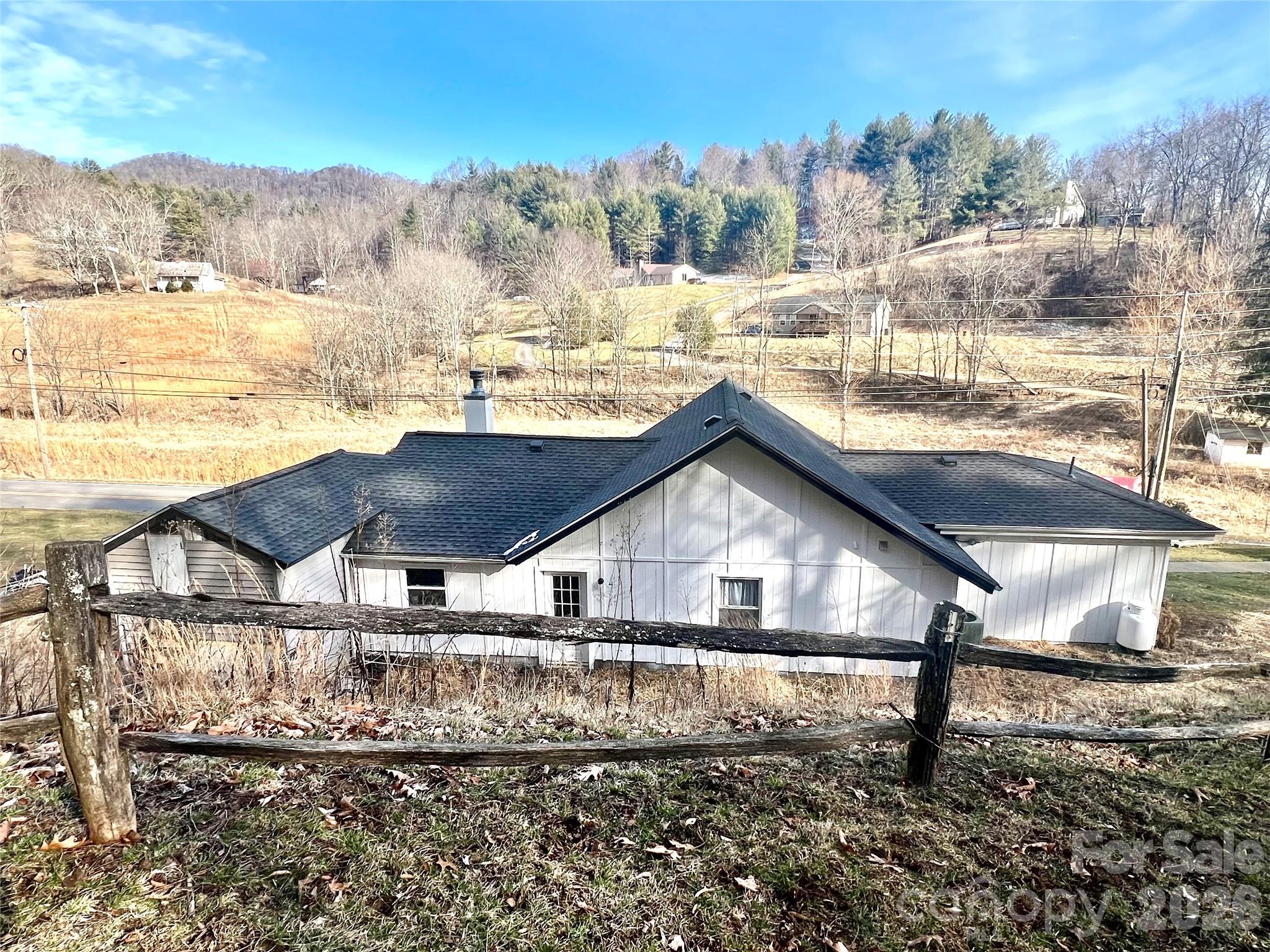 1029 Jacks Creek Road