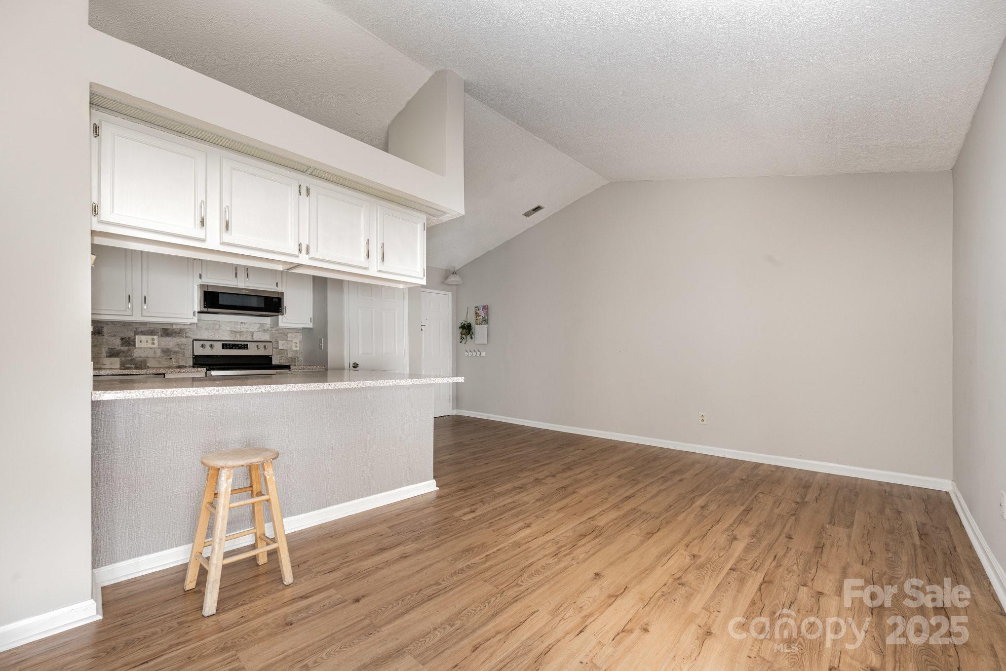 6219 Rosecroft Drive J