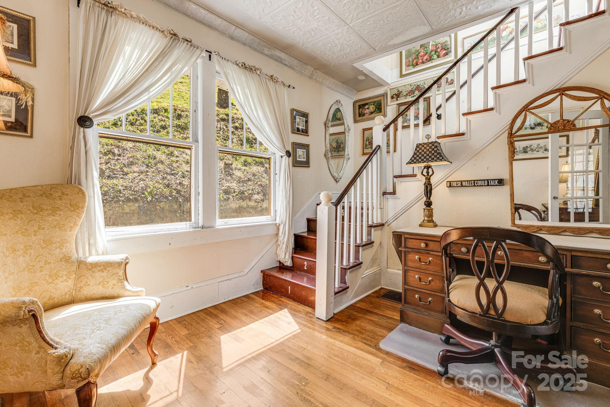 153 Skyway Drive