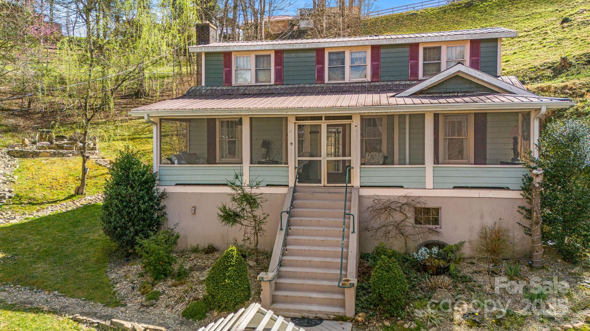 153 Skyway Drive