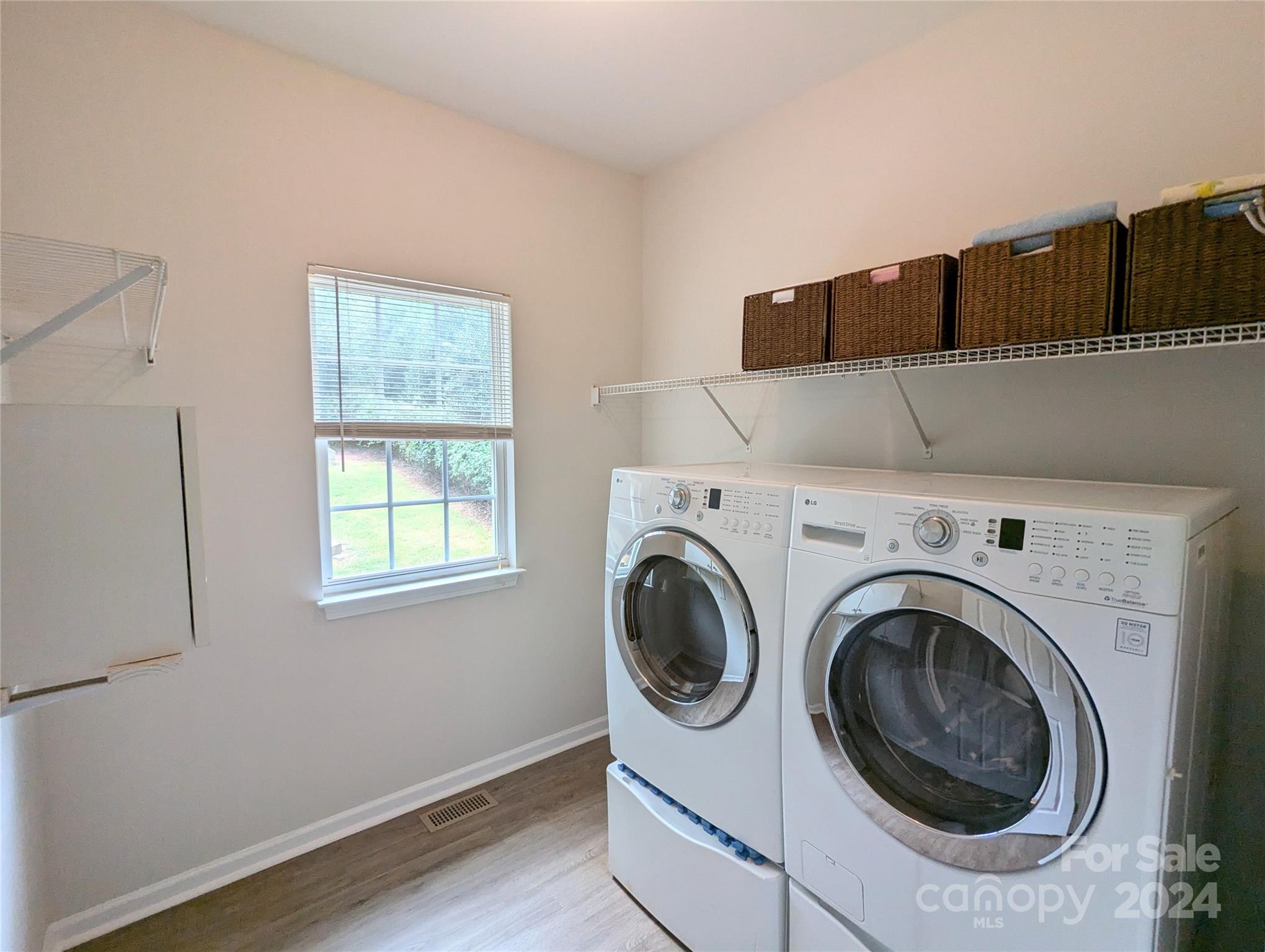 Mt Isle Harbor - Residential