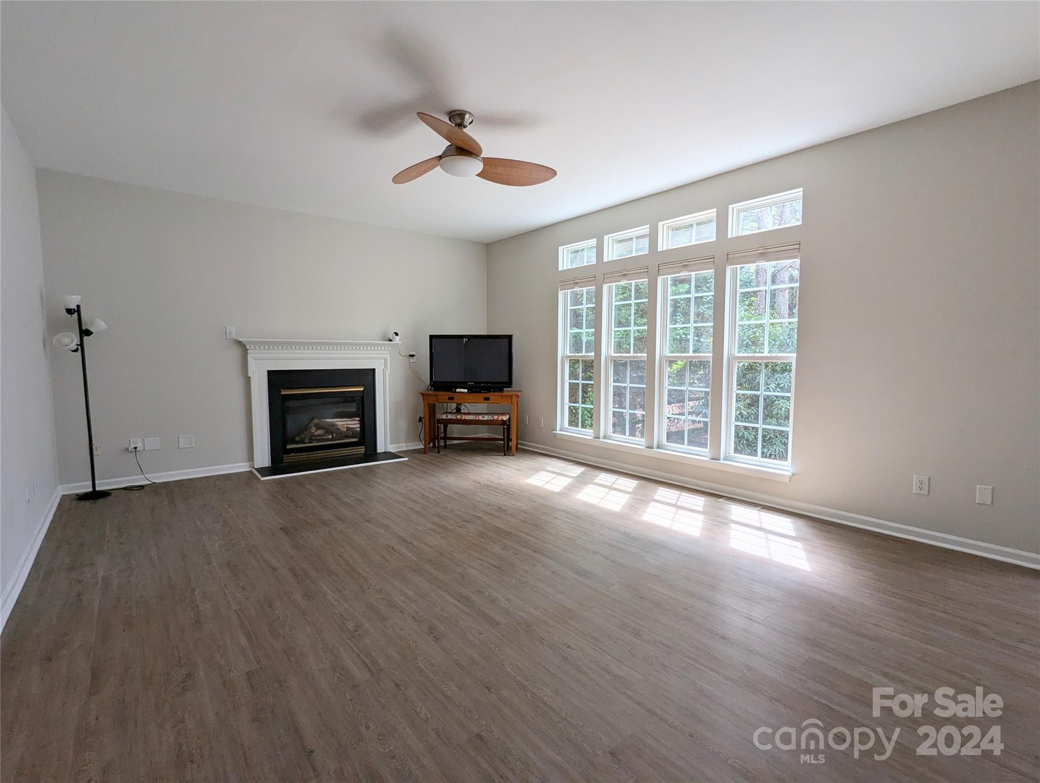 Mt Isle Harbor - Residential