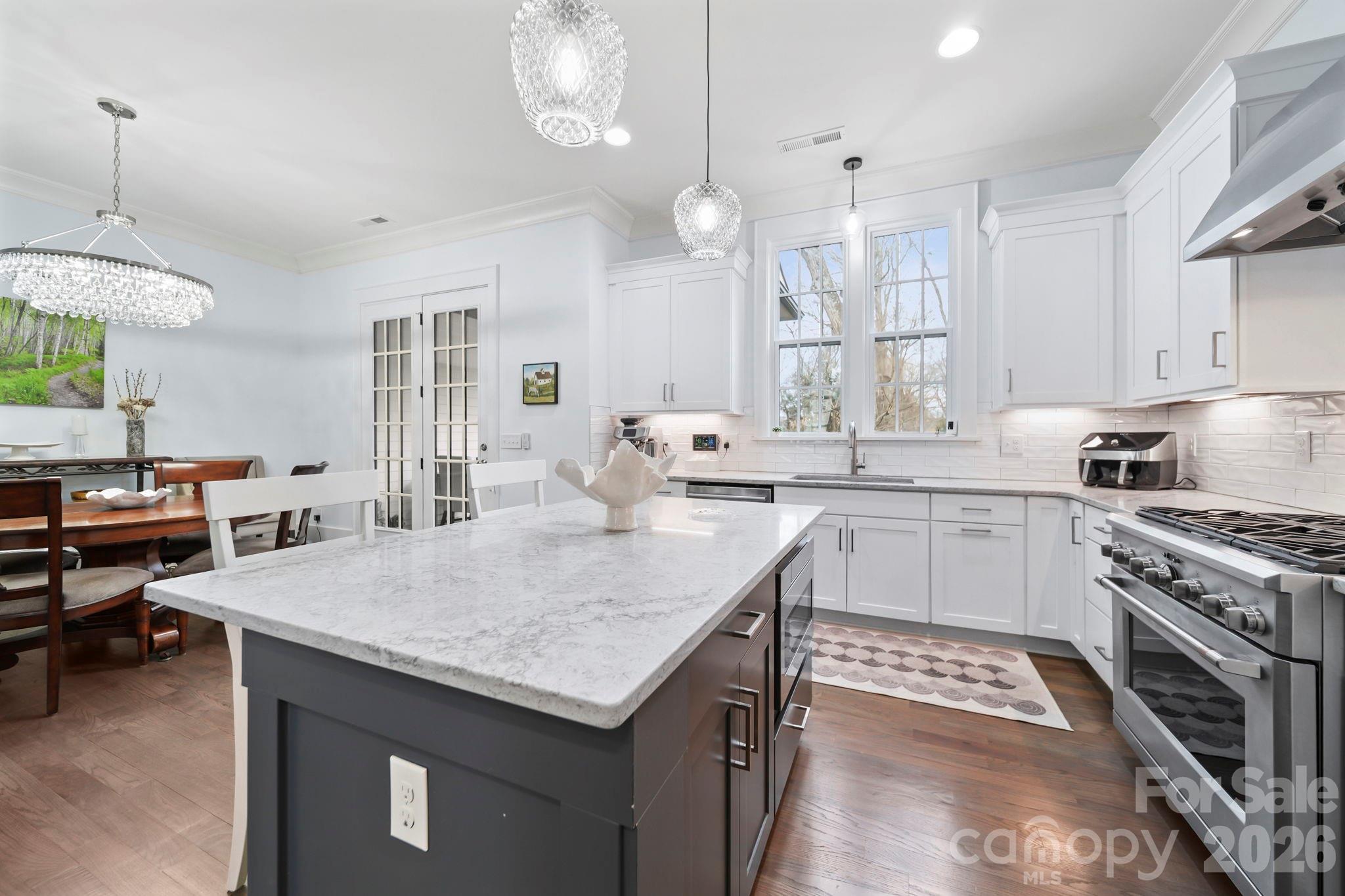 Hillside Towns - Residential