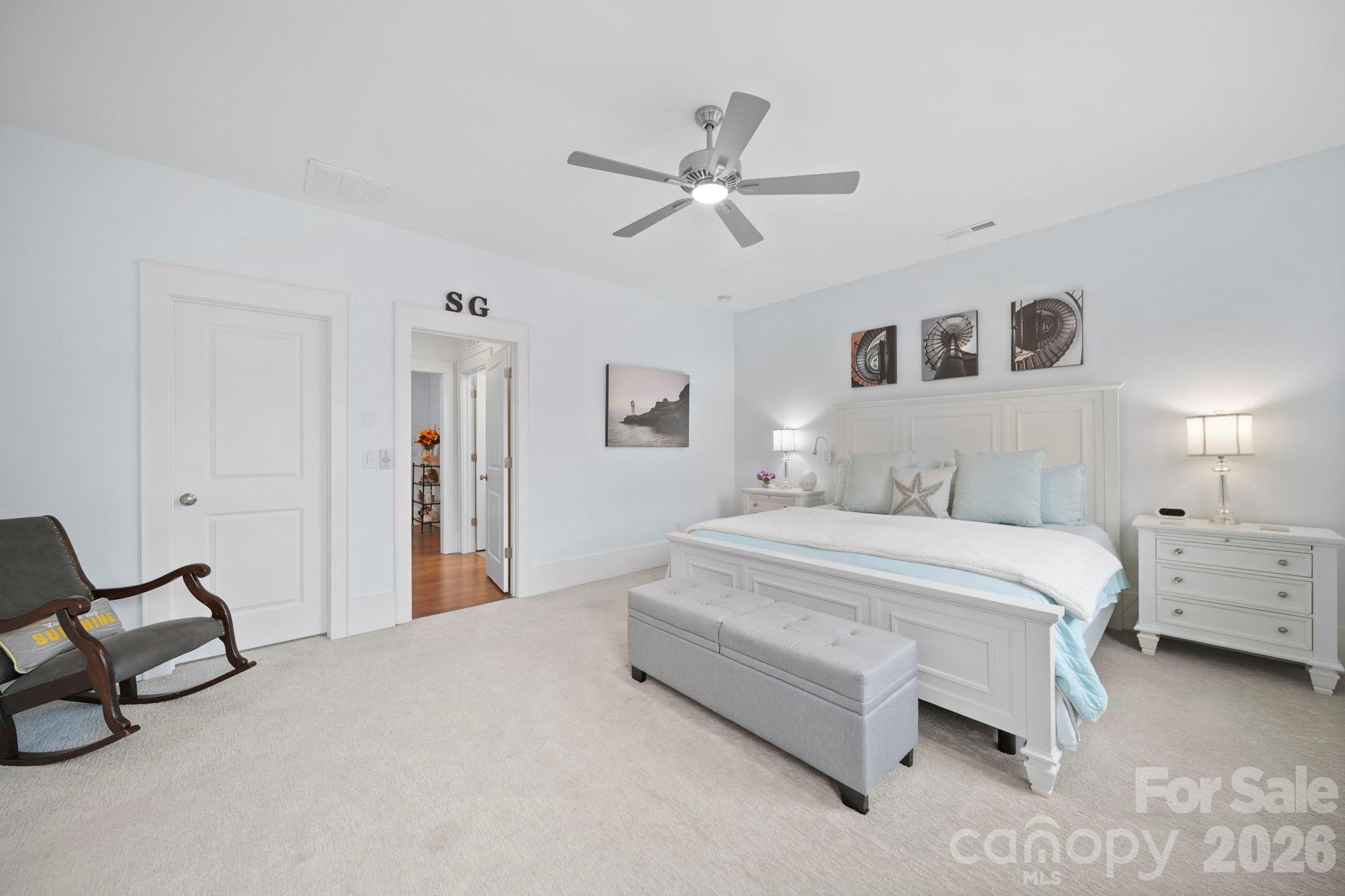 Hillside Towns - Residential