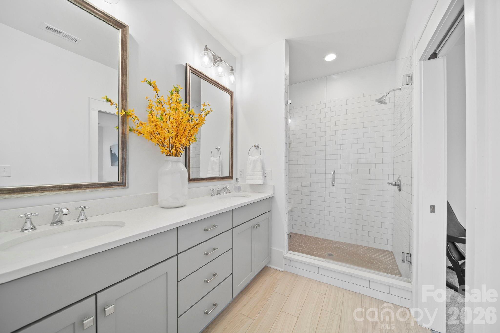 Hillside Towns - Residential