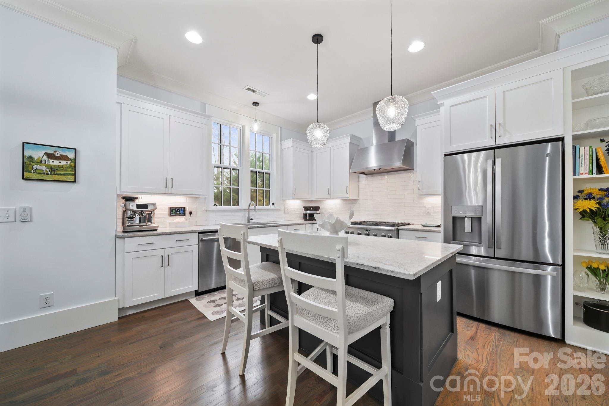 Hillside Towns - Residential