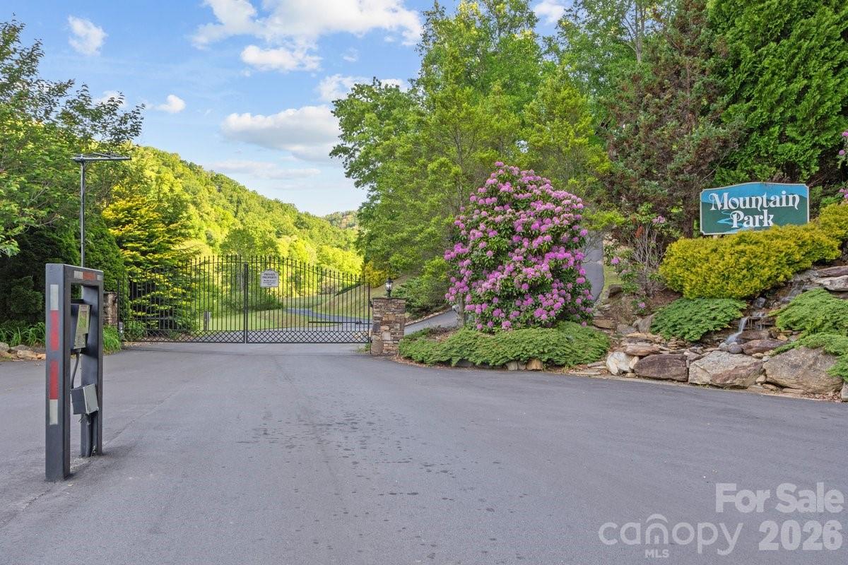 Mountain Park - Residential